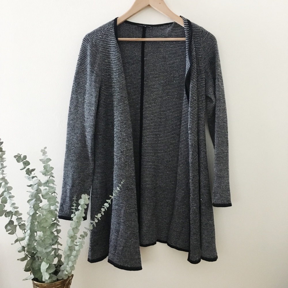 ✨SALE✨Eileen Fisher 💋